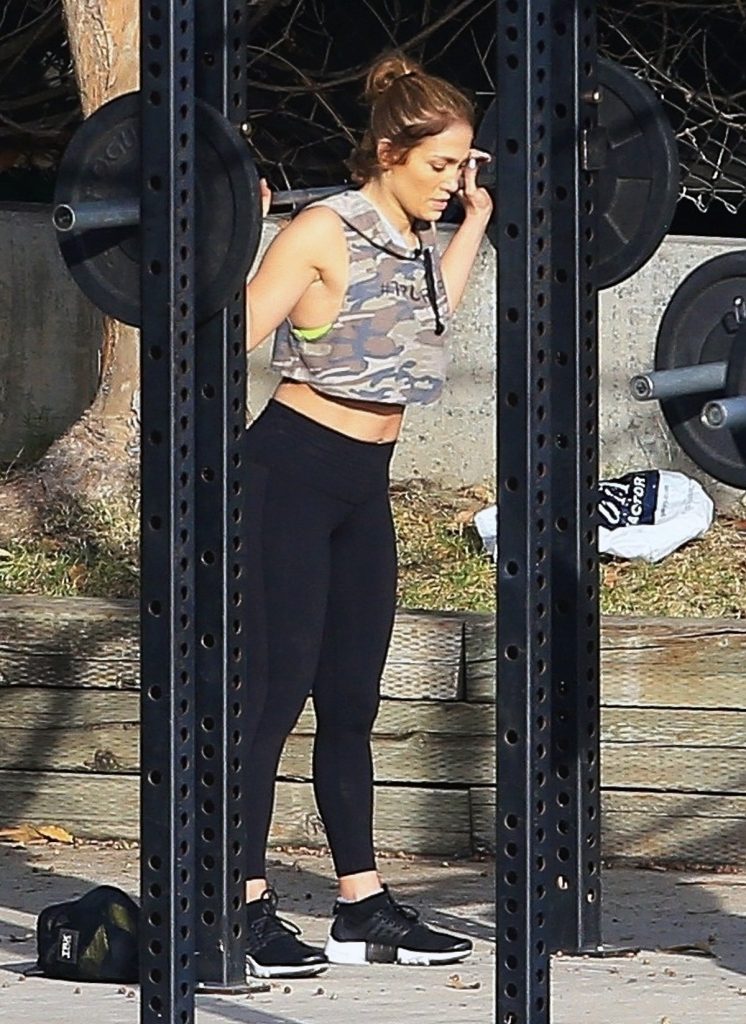 Jennifer Lopez Workout Routine, Diet Plan, Body Measurements
